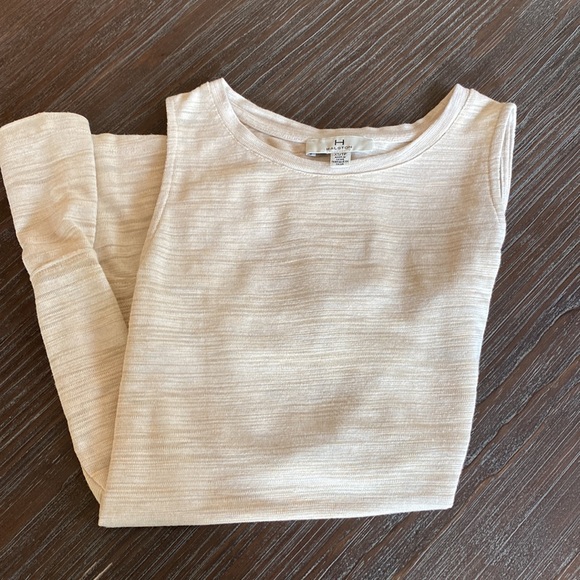 2/$20. Halston ladies, heathery creamy tan tank top\blouse in size extra small. - Picture 6 of 8